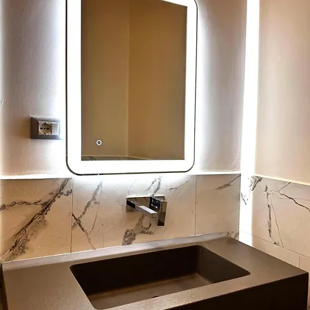 Bed And Chic Art ゲストハウス