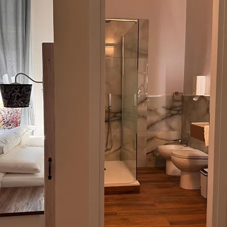 Bed And Chic Art בית הארחה 4*
