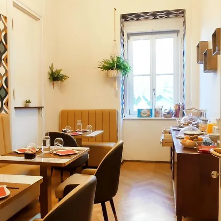 ゲストハウス Bed And Chic Art トリエステ