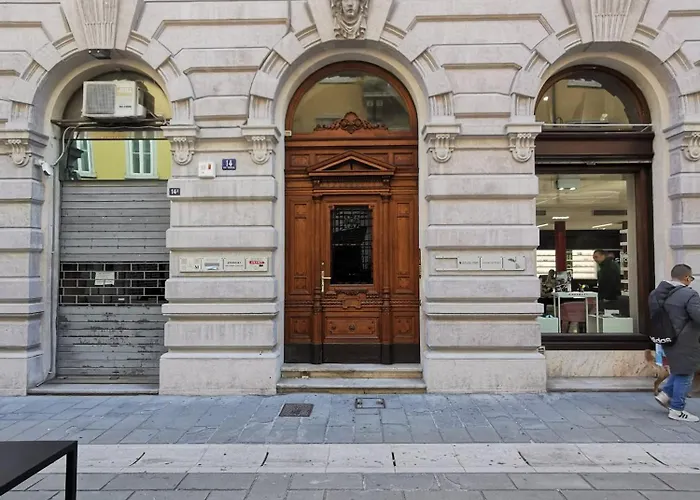 Bed And Chic Art Terst